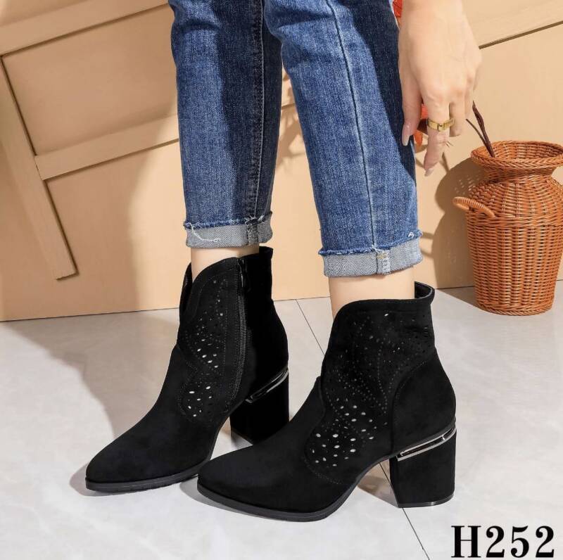 Botki damskie Roz 36-41 / 12 par